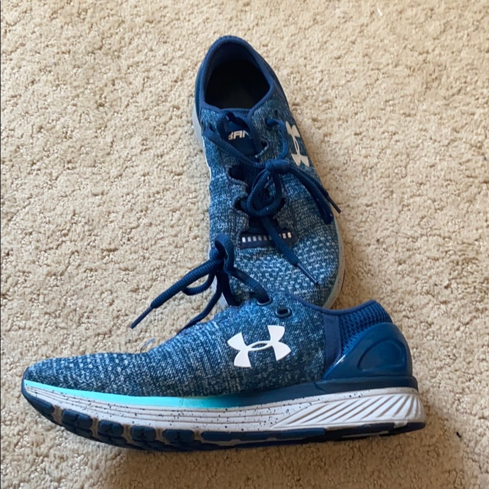 Woman’s Under armor bandit 3 tennis shoes